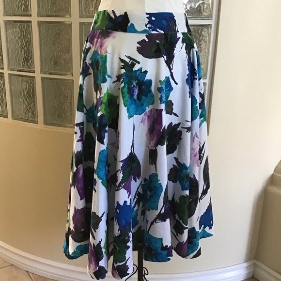 Dresses & Skirts - Linen Circle Skirt